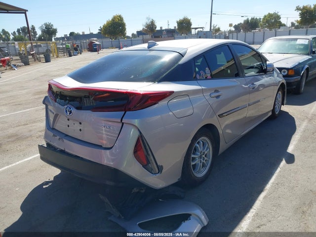 JTDKAMFP5M3169615 Toyota 2zr-fxe, 1nm+1sm