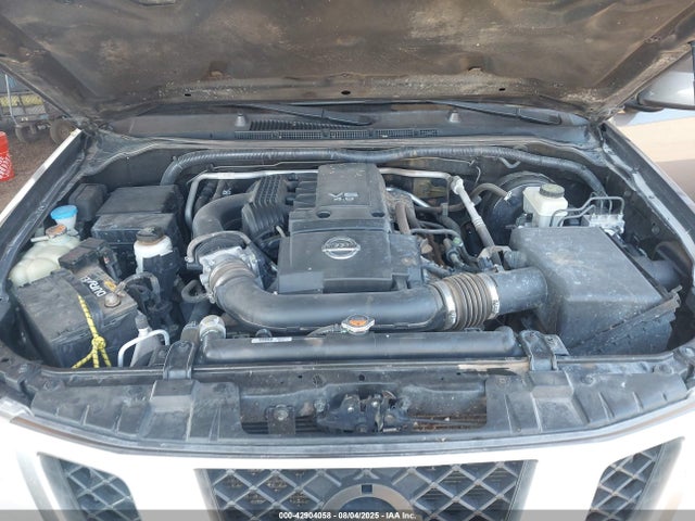Nissan 2017 2017 1N6DD0CW8HN732491 Image 10