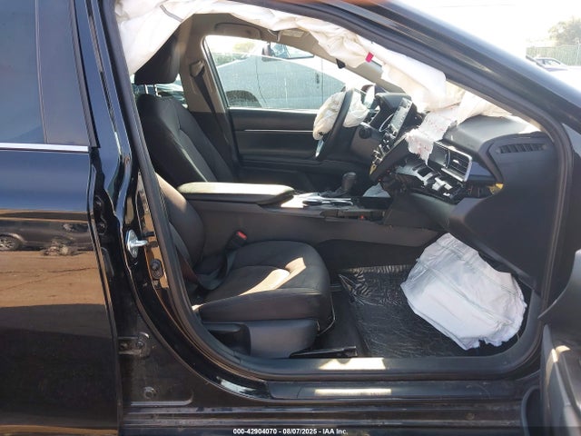 4T1R11AK6MU567382 Toyota CAMRY LE