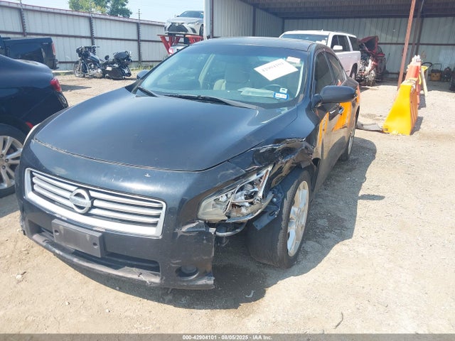 Nissan Maxima 2014 1N4AA5AP5EC443718 Image 2