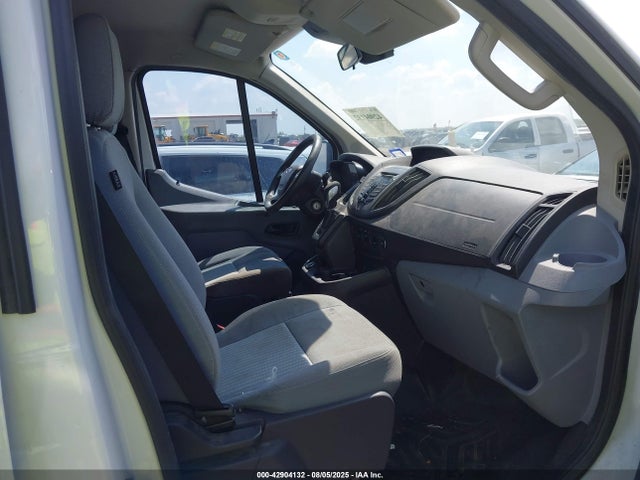 Ford 2018 2018 1FTYE1YM2JKA52866 Image 5