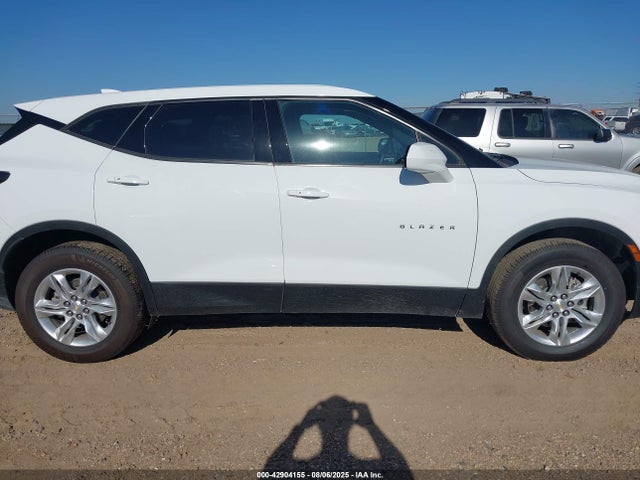 Chevrolet lsy 2022 3GNKBCR49NS200294 Image 14