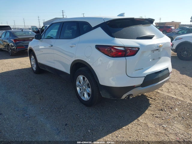 Chevrolet lsy 2022 3GNKBCR49NS200294 Image 3
