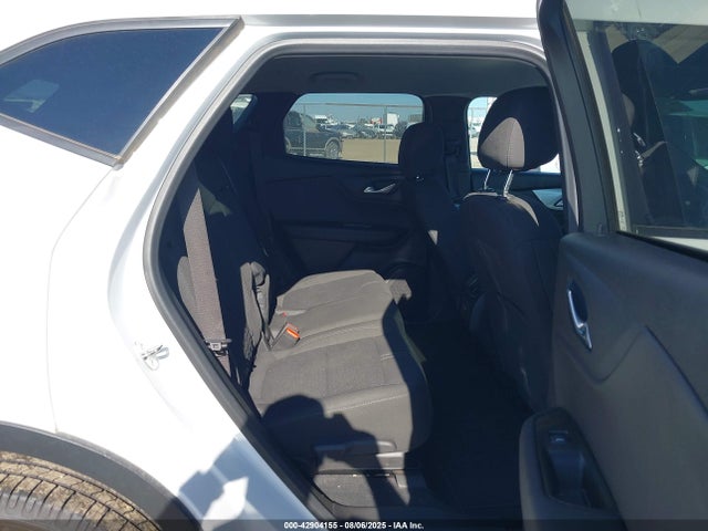 Chevrolet lsy 2022 3GNKBCR49NS200294 Image 8
