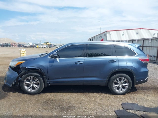 Toyota 2gr-fe 2015 5TDJKRFHXFS186961 Image 14