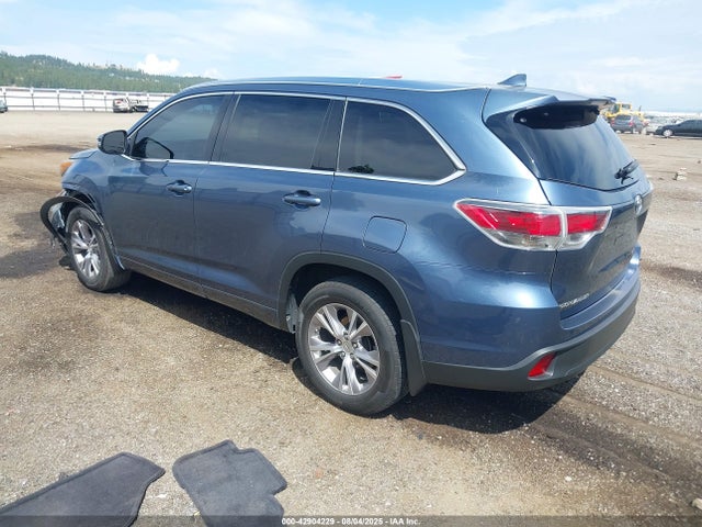 Toyota 2gr-fe 2015 5TDJKRFHXFS186961 Image 3