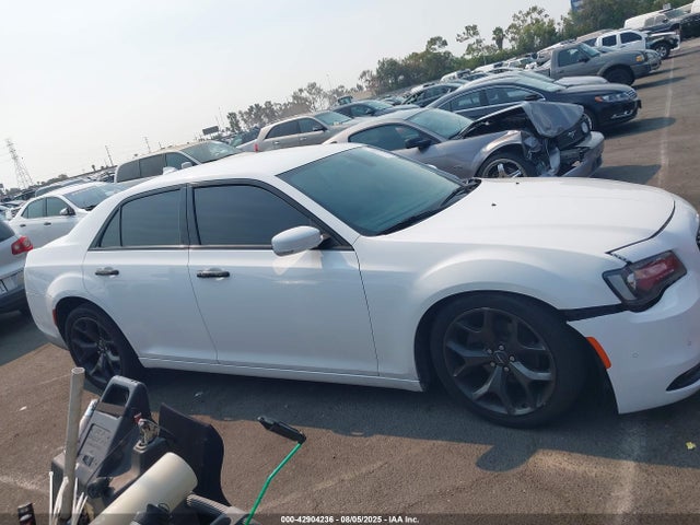 Chrysler 300 2021 2C3CCABG9MH520238 Image 14