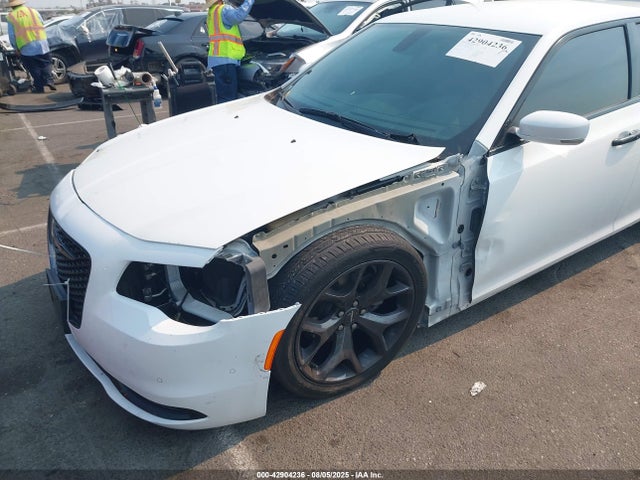 Chrysler 300 2021 2C3CCABG9MH520238 Image 18