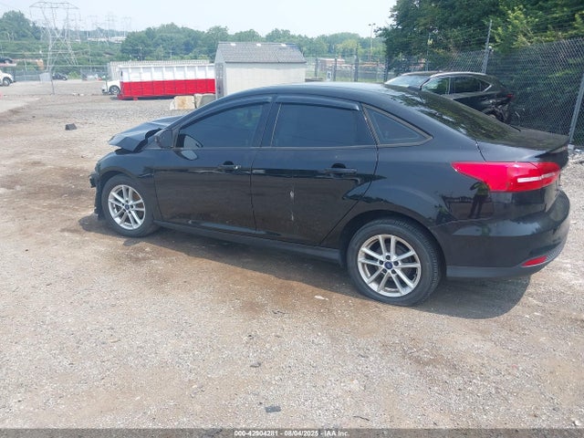 Ford Focus 2016 1FADP3F28GL341300 Image 3