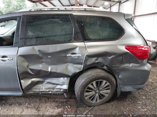 5N1DR2MN5HC909611 Nissan Pathfinder