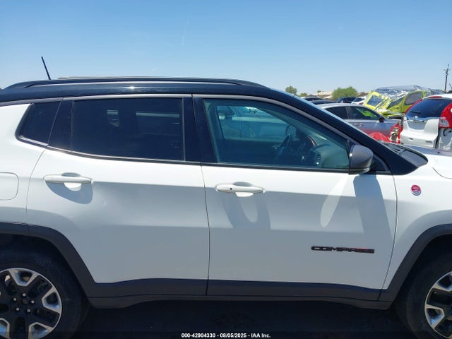 3C4NJDDB3JT465527 Jeep Compass