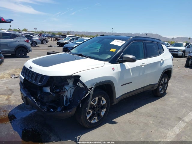 3C4NJDDB3JT465527 Jeep Compass
