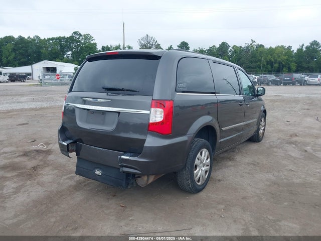 2C4RC1BG7GR185579 Chrysler Town and Country