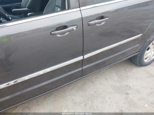 2C4RC1BG7GR185579 Chrysler Town and Country