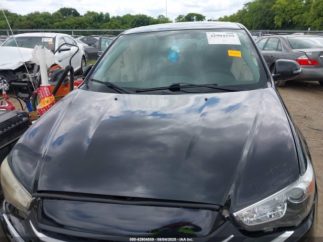 Mitsubishi mivec 2018 JA4AP3AU1JZ011440 Image 11