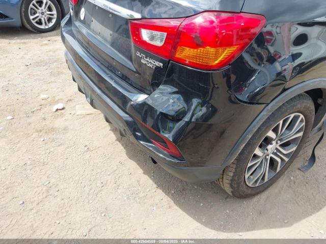 2018 MITSUBISHI OUTLANDER SPORT JA4AP3AU1JZ011440 Photo 5