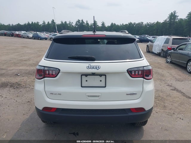 3C4NJDBB5KT656449 Jeep 2019