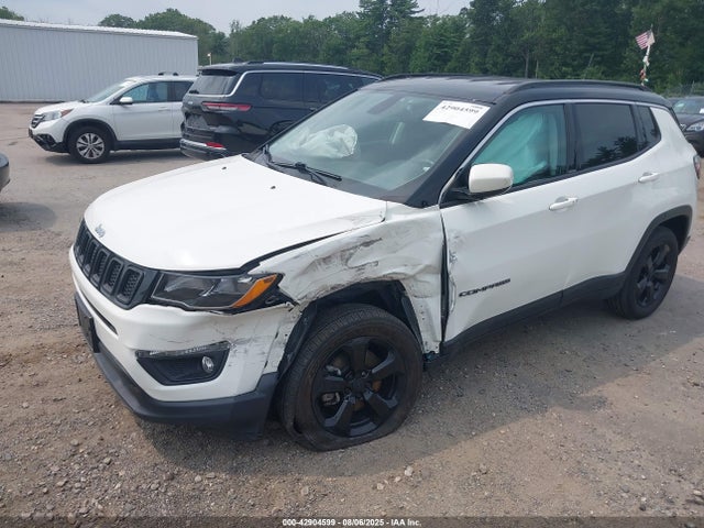 3C4NJDBB5KT656449 Jeep 2019