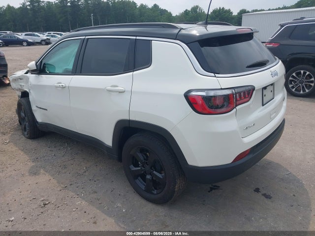 3C4NJDBB5KT656449 Jeep 2019