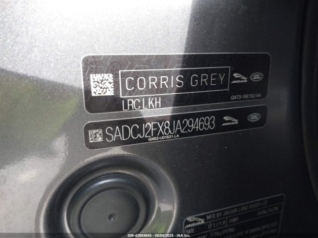 2018 JAGUAR F-PACE SADCJ2FX8JA294693 Photo 8