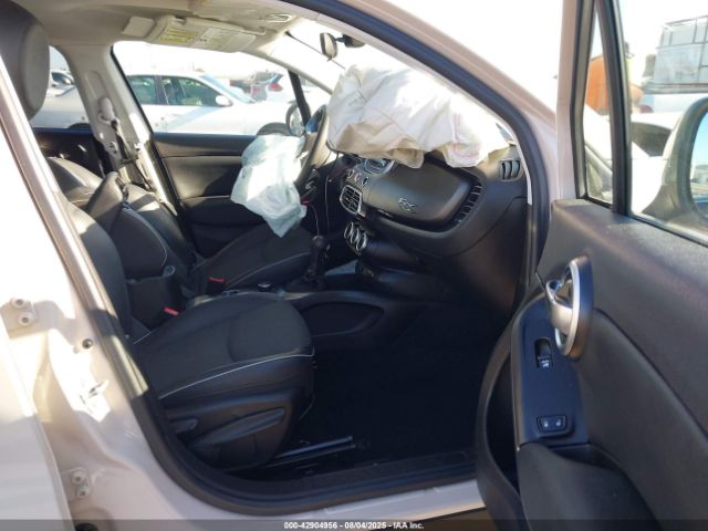 2016 FIAT 500X ZFBCFYCT1GP339578 Photo 4