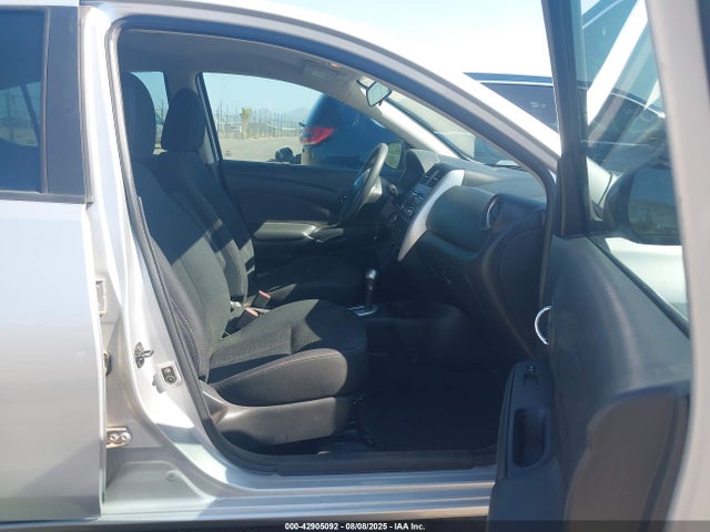 Nissan 2015 2015 3N1CN7APXFL953736 Image 5