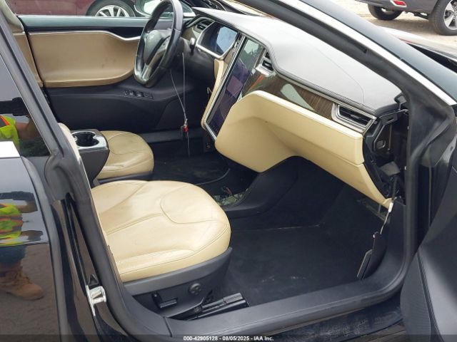 2013 TESLA MODEL S 5YJSA1CG0DFP06428 Photo 4