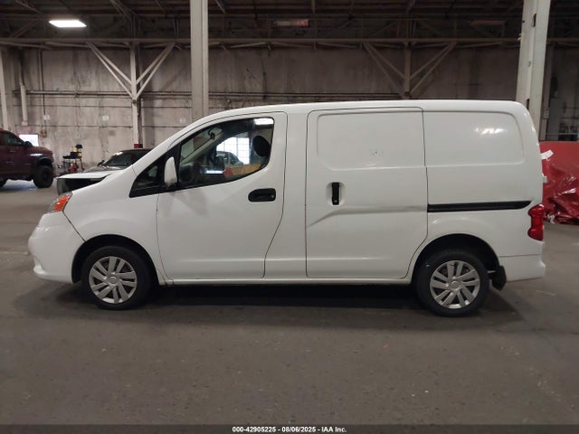 3N6CM0KN5HK697841 Nissan 2017
