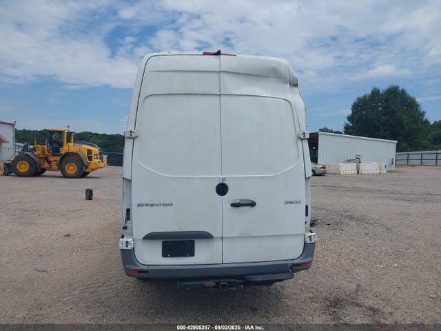 Freightliner Om 642 With Brake Assist 2019 WDRPF1CD0KP061151 Image 17