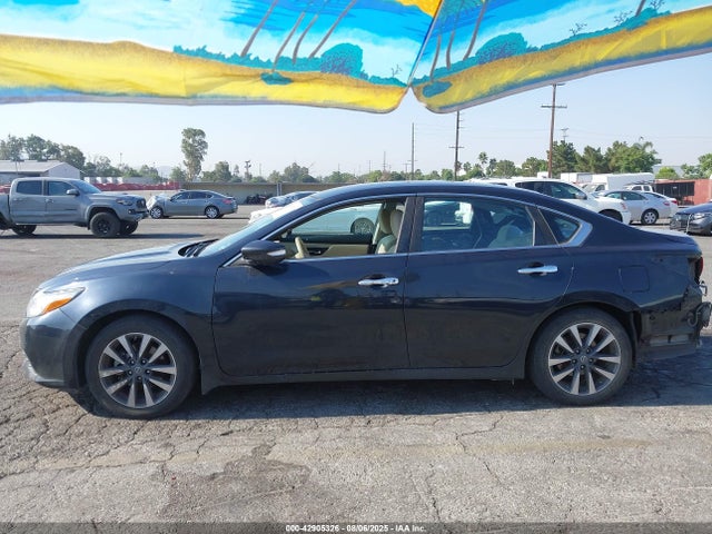 1N4AL3AP3HC209192 Nissan 2017