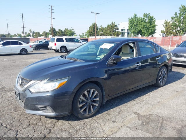 1N4AL3AP3HC209192 Nissan 2017