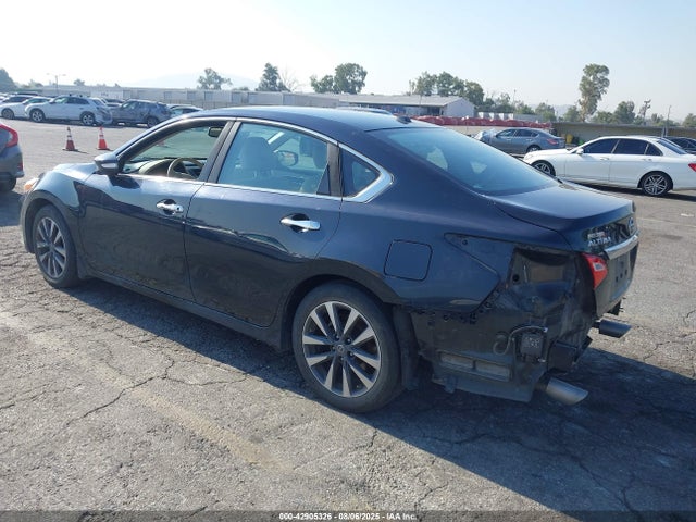 1N4AL3AP3HC209192 Nissan 2017