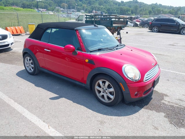 2010 MINI COOPER WMWMR3C58ATU96890 Photo 0