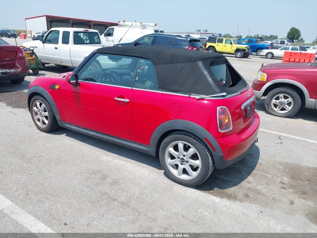 2010 MINI COOPER WMWMR3C58ATU96890 Photo 2