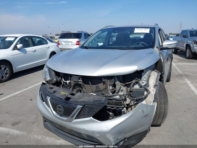 JN1BJ1CR2HW113806 Nissan ROGUE SPORT