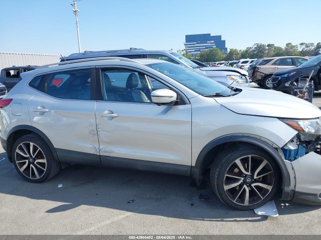 JN1BJ1CR2HW113806 Nissan ROGUE SPORT