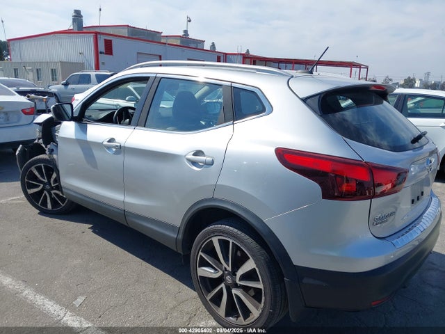 JN1BJ1CR2HW113806 Nissan ROGUE SPORT