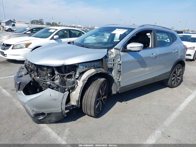 JN1BJ1CR2HW113806 Nissan ROGUE SPORT