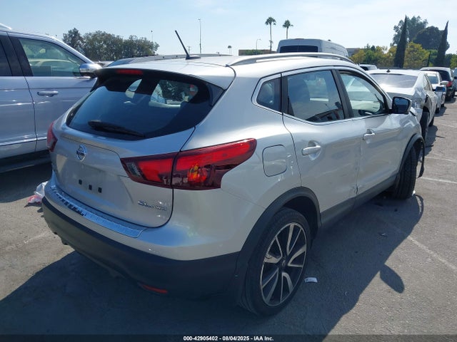JN1BJ1CR2HW113806 Nissan ROGUE SPORT