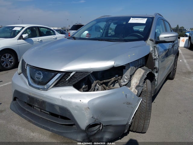 JN1BJ1CR2HW113806 Nissan ROGUE SPORT