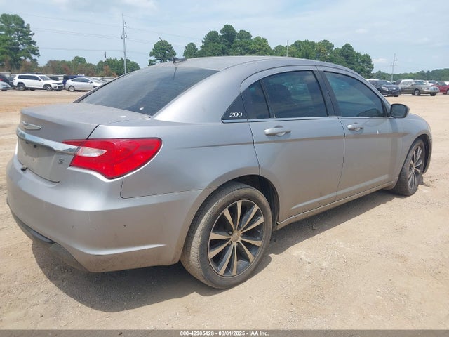 1C3CCBBGXEN178426 Chrysler 2014