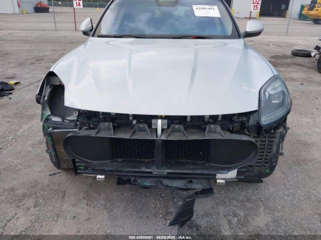 2023 MASERATI GRECALE ZN682AVA7P7418463 Photo 5