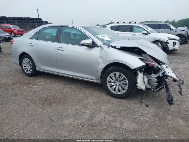 2014 4T1BF1FK7EU452125 главное изображение