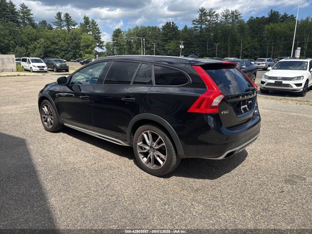 2016 VOLVO V60 CROSS COUNTRY YV4612HK9G1013405 Photo 2