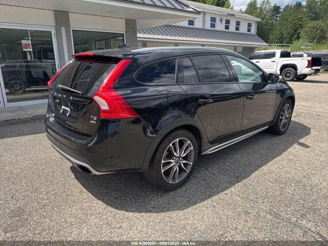 2016 VOLVO V60 CROSS COUNTRY YV4612HK9G1013405 Photo 3