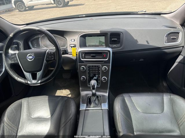 2016 VOLVO V60 CROSS COUNTRY YV4612HK9G1013405 Photo 5