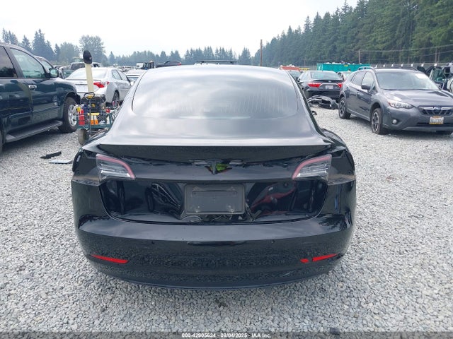 5YJ3E1EA3KF482828 Tesla MODEL 3