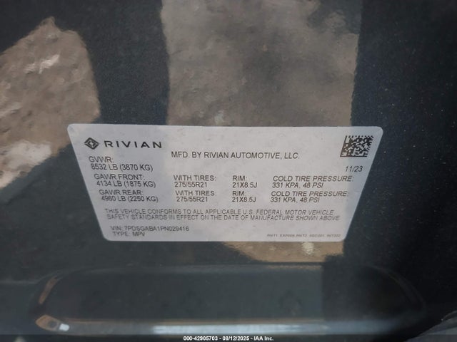 Rivian R1s 2023 7PDSGABA1PN029416 Image 9