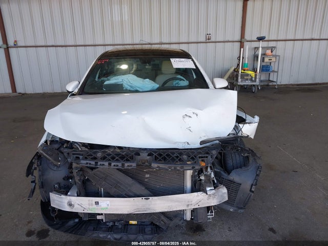 W1K3G4EB3MJ257458 Mercedes-Benz m260