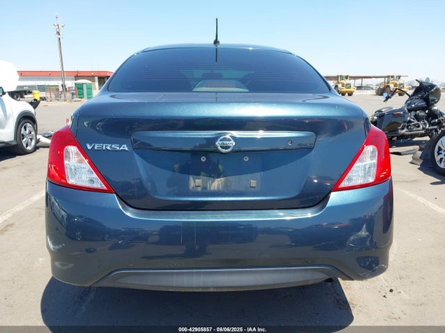 3N1CN7AP6HL826095 Nissan 2017